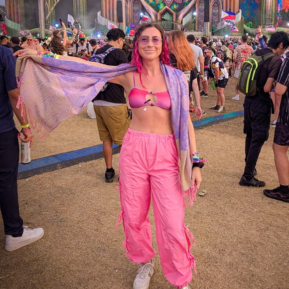 Meet your Posher, Suzy - Picture 1 of 1